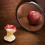 apple-core-in-mirror-anorexia-body-image-issues